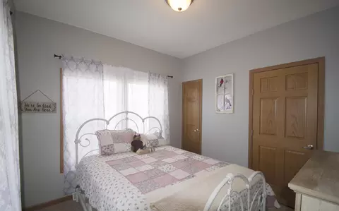 1703 30th St W, Williston, ND 58801 photo 33