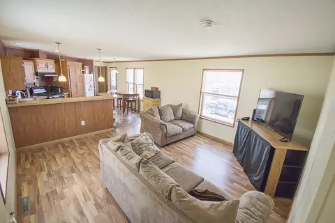 14272 Painted Woods Dr, Williston, ND 58801 photo 11