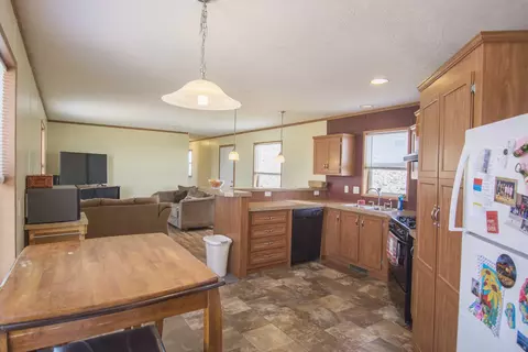 14272 Painted Woods Dr, Williston, ND 58801 photo 19