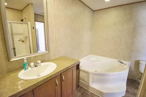 14272 Painted Woods Dr, Williston, ND 58801 photo 29