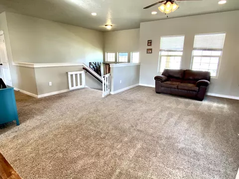 2009 18th Ave W, Williston, ND 58801 photo 5