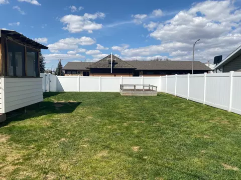 1612 6th Ave W, Williston, ND 58801 photo 20
