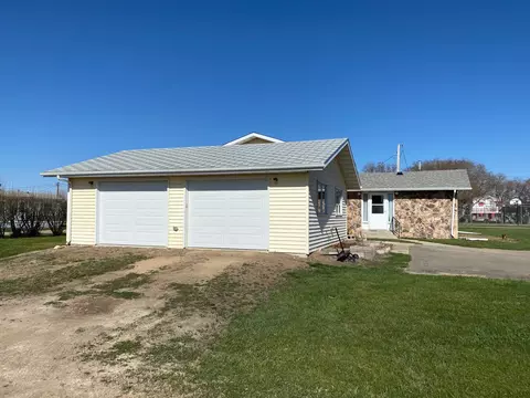 200 Uggen Ave, Epping, ND 58843 photo 7