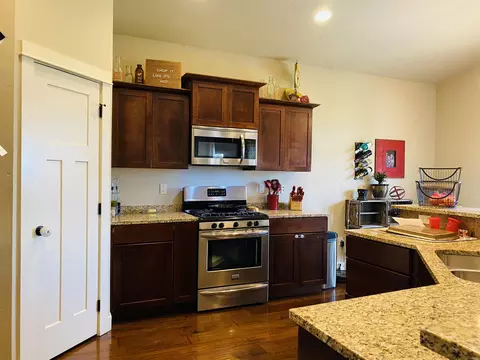1905 25th St W, Williston, ND 58801 photo 8