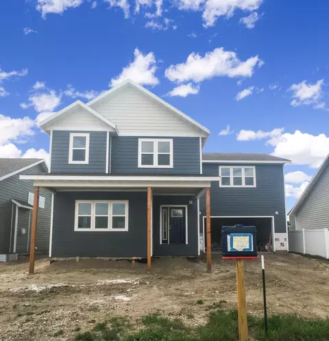 2101 17th Ct W, Williston, ND 58801 photo 1