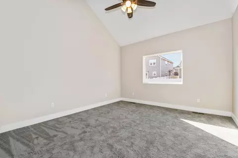 2009 17th Ct W, Williston, ND 58801 photo 9