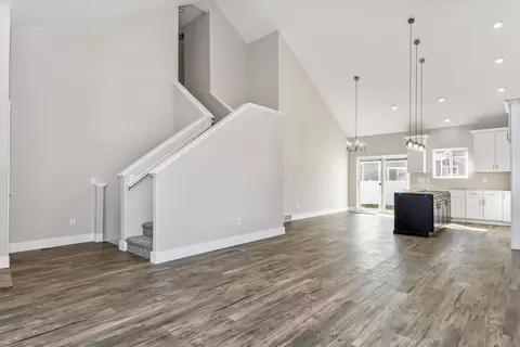 2009 17th Ct W, Williston, ND 58801 photo 6