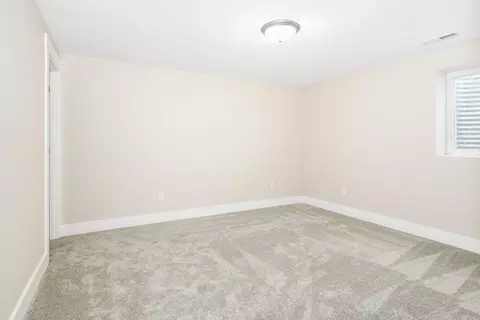 2009 17th Ct W, Williston, ND 58801 photo 19