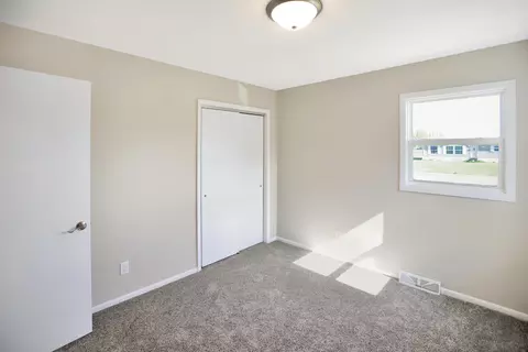 312 38th St E, Williston, ND 58801 photo 20