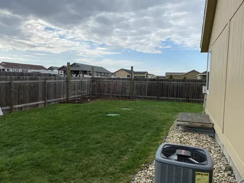 5627 Lukenbill Ave, Williston, ND 58801 photo 21