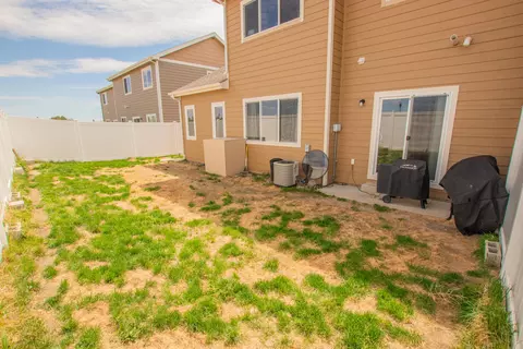 603 45th St E, Williston, ND 58801 photo 7