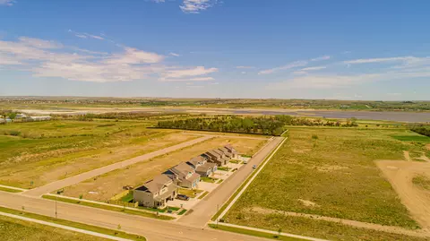 603 45th St E, Williston, ND 58801 photo 40