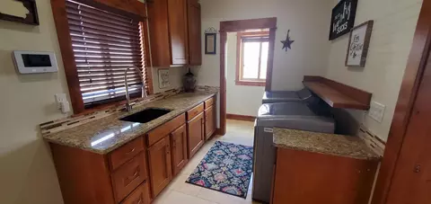 6722 Fairview Dr, Williston, ND 58801 photo 21