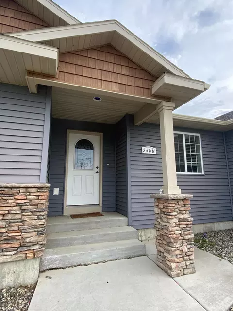 2406 22nd St W, Williston, ND 58801 photo 4