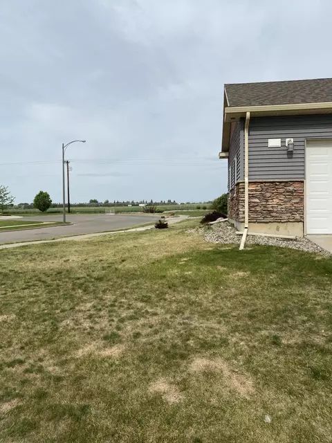 2406 22nd St W, Williston, ND 58801 photo 51