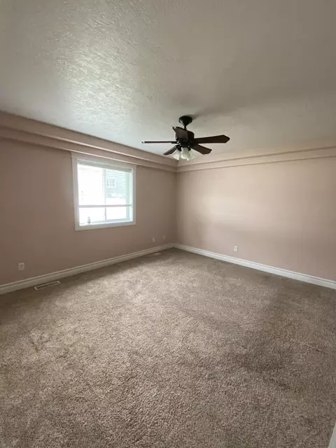 2406 22nd St W, Williston, ND 58801 photo 24