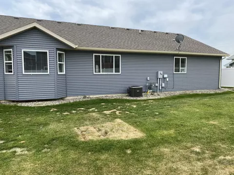 2406 22nd St W, Williston, ND 58801 photo 46