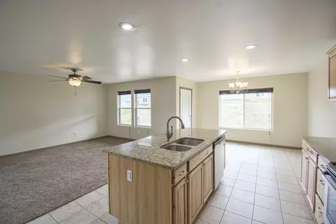 5814 Anna Ave, Williston, ND 58801 photo 3