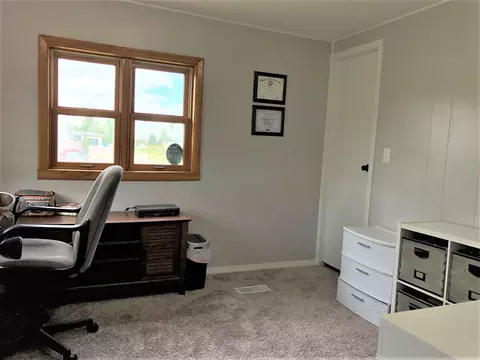 5639 Carolville Loop, Williston, ND 58801 photo 12