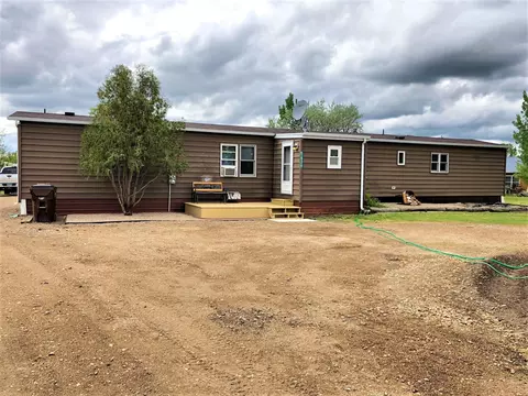 5639 Carolville Loop, Williston, ND 58801 photo 1