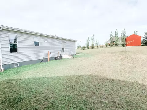 14057 Southview St, Williston, ND 58801 photo 30