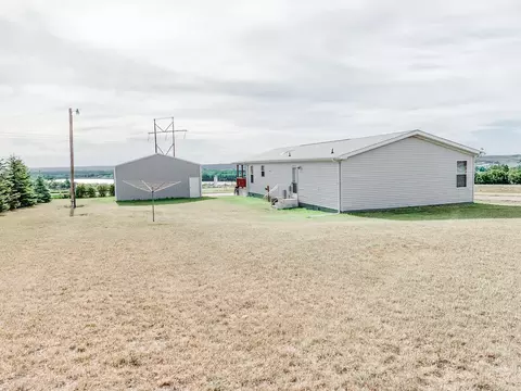 14057 Southview St, Williston, ND 58801 photo 34