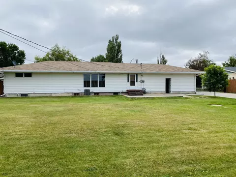 1617 1st Ave E, Williston, ND 58801 photo 33