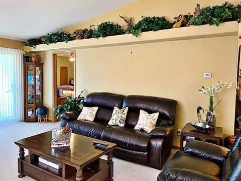 1825 15th Ave W, Williston, ND 58801 photo 7