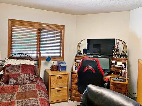 1825 15th Ave W, Williston, ND 58801 photo 21