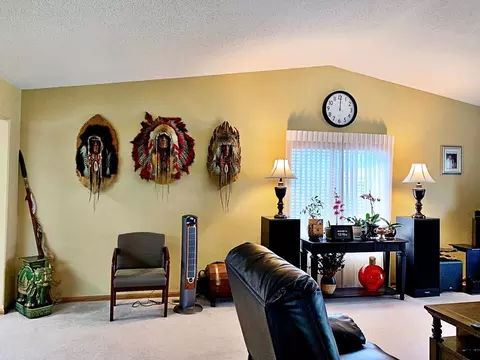 1825 15th Ave W, Williston, ND 58801 photo 5