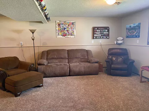 2125 7th Ave E, Williston, ND 58801 photo 15