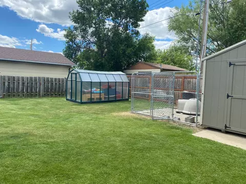 2125 7th Ave E, Williston, ND 58801 photo 22