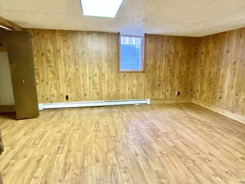 1905 University, Williston, ND 58801 photo 23