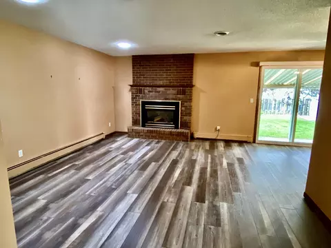 1905 University, Williston, ND 58801 photo 9