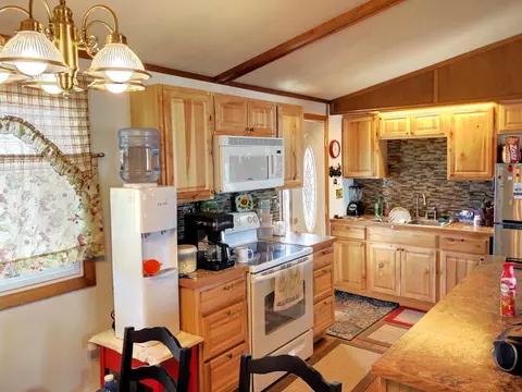 2512 University, Williston, ND 58801 photo 9