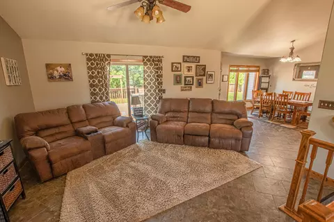 1106 Knoll St, Williston, ND 58801 photo 8