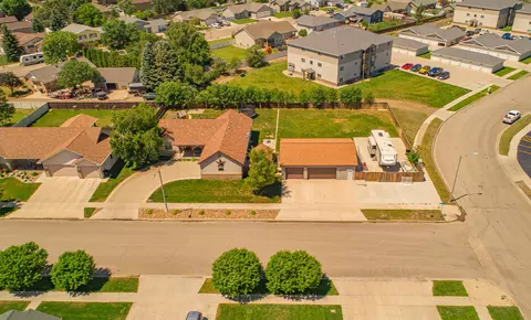 1106 Knoll St, Williston, ND 58801 photo 7