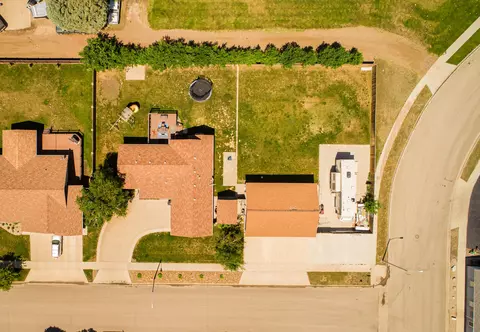 1106 Knoll St, Williston, ND 58801 photo 5