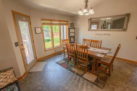 1106 Knoll St, Williston, ND 58801 photo 10