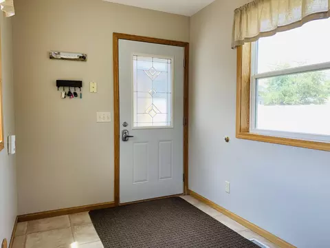 1509 9th Ave W, Williston, ND 58801 photo 8