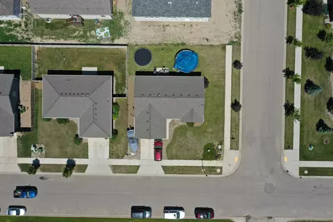 3702 Prairie Commons St, Williston, ND 58801 photo 5