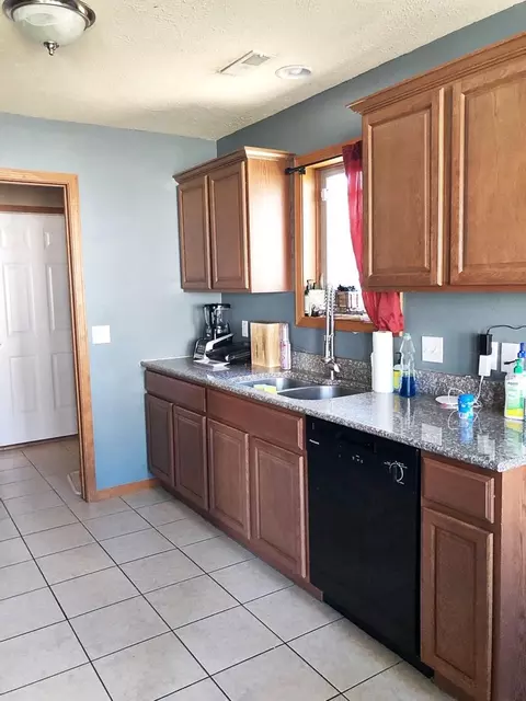 3702 Prairie Commons St, Williston, ND 58801 photo 9