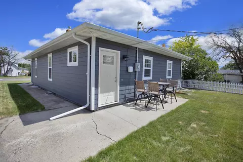 523 8th Ave W, Williston, ND 58801 photo 5