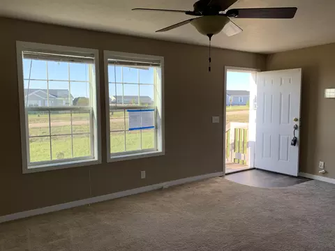 13340 Mountain Meadow St, Williston, ND 58801 photo 14