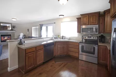 2814 Chokecherry, Williston, ND 58801 photo 10