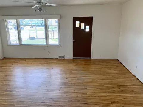 802 University Ave, Williston, ND 58801 photo 12