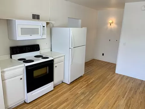 802 University Ave, Williston, ND 58801 photo 9