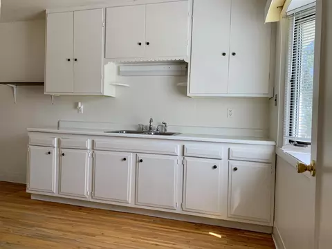 802 University Ave, Williston, ND 58801 photo 7
