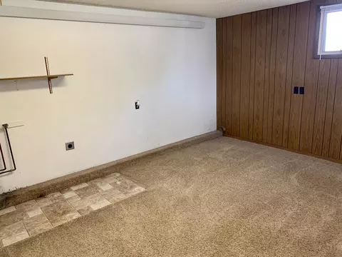 802 University Ave, Williston, ND 58801 photo 24