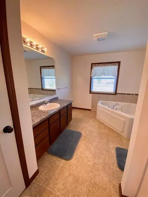 14716 Baxter St, Williston, ND 58801 photo 20